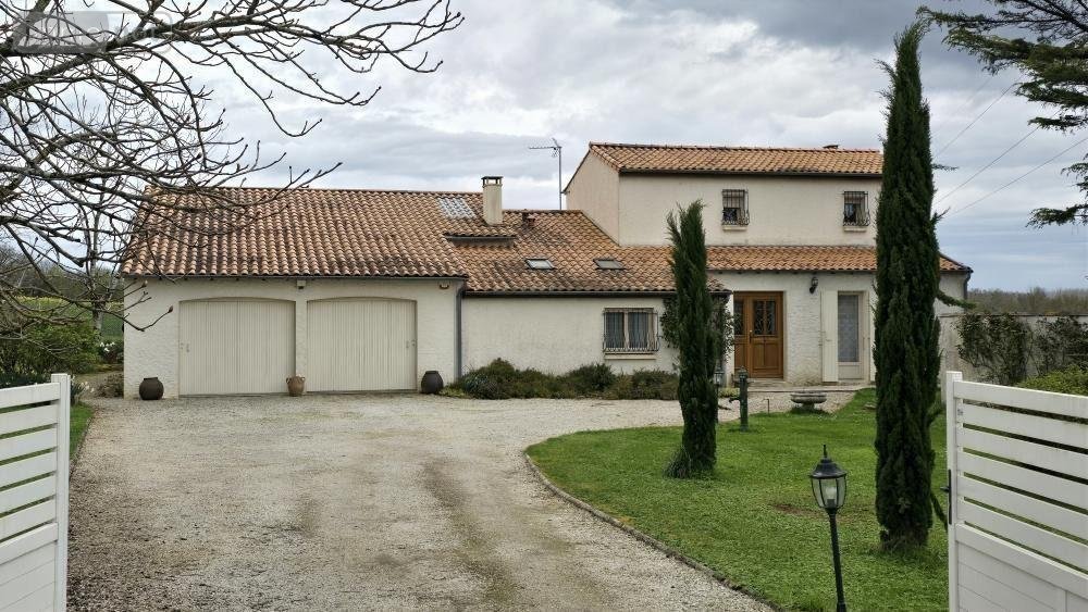 Maison a vendre Brioux-sur-Boutonne 79170 Deux-Sèvres 173 m2 6 pièces 204000 euros