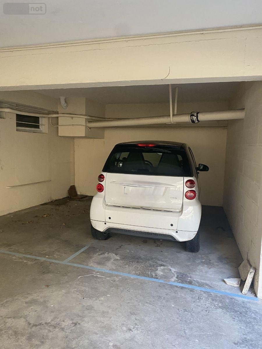 Garage et parking a vendre Bordeaux 33000 Gironde  27200 euros