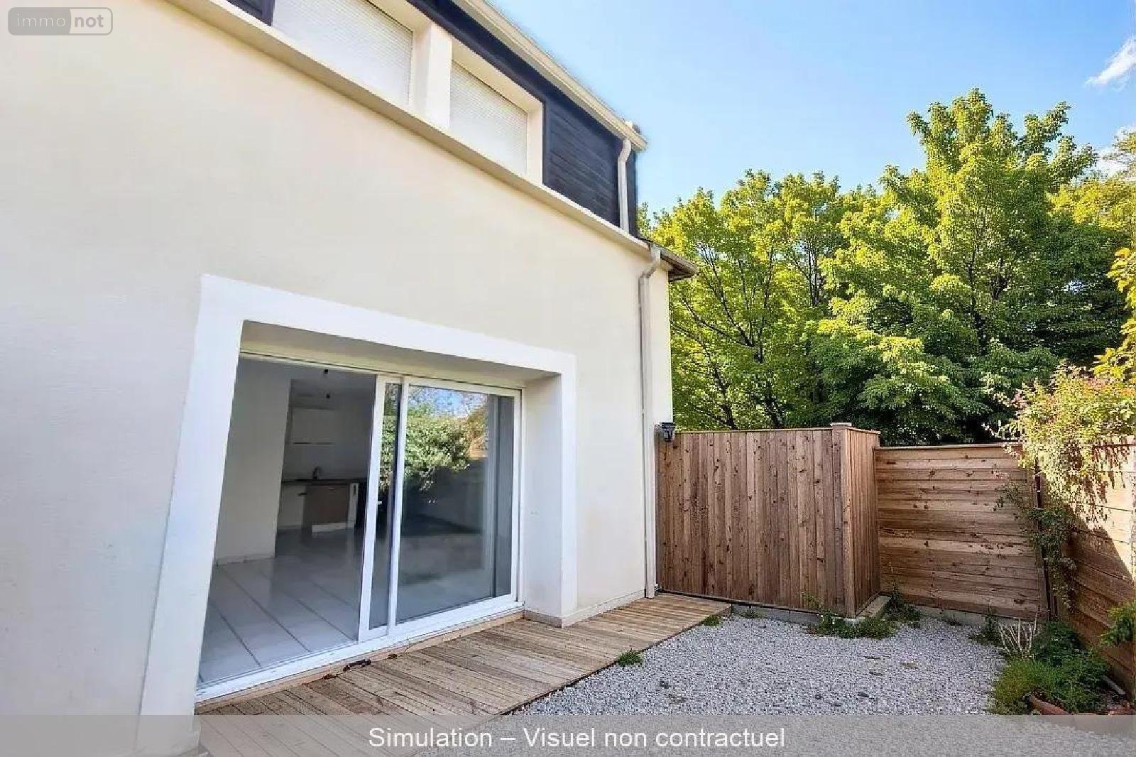 Appartement a vendre Lesparre-Médoc 33340 Gironde 75 m2 3 pièces 115000 euros