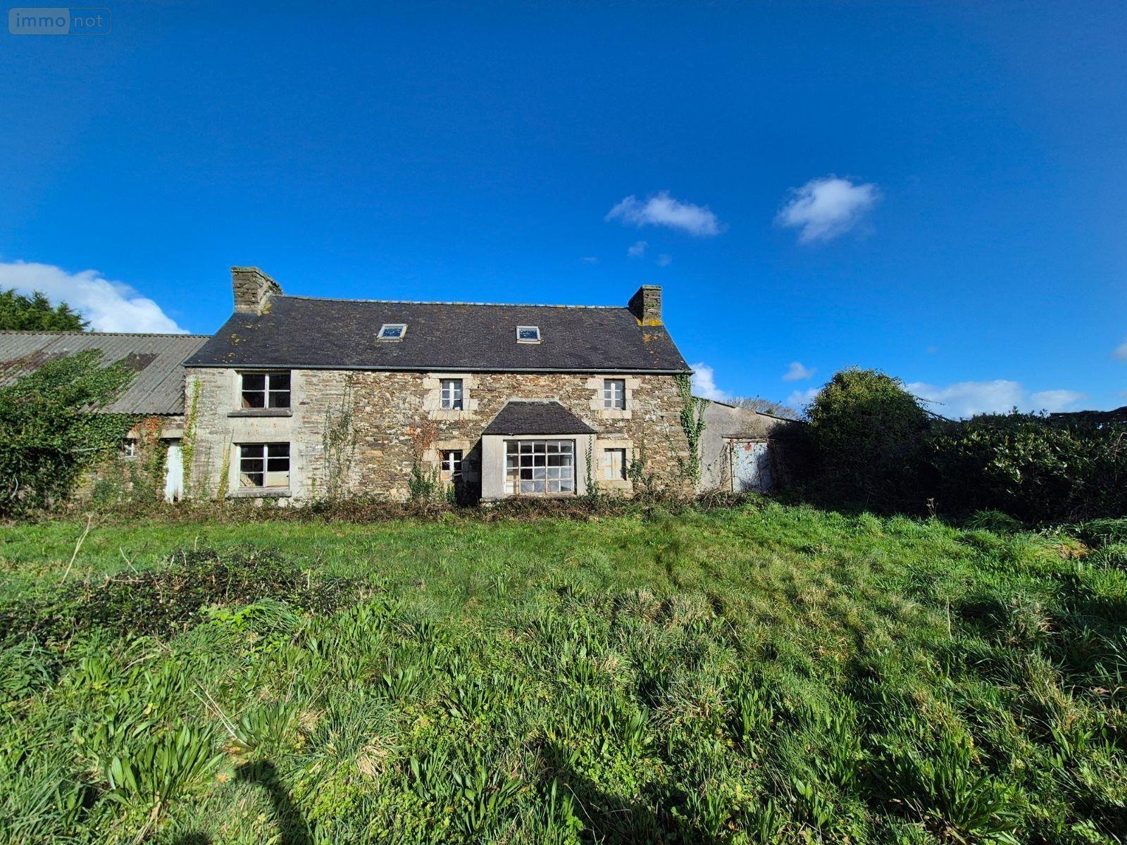 Maison a vendre Plouénan 29420 Finistère 200 m2  111500 euros