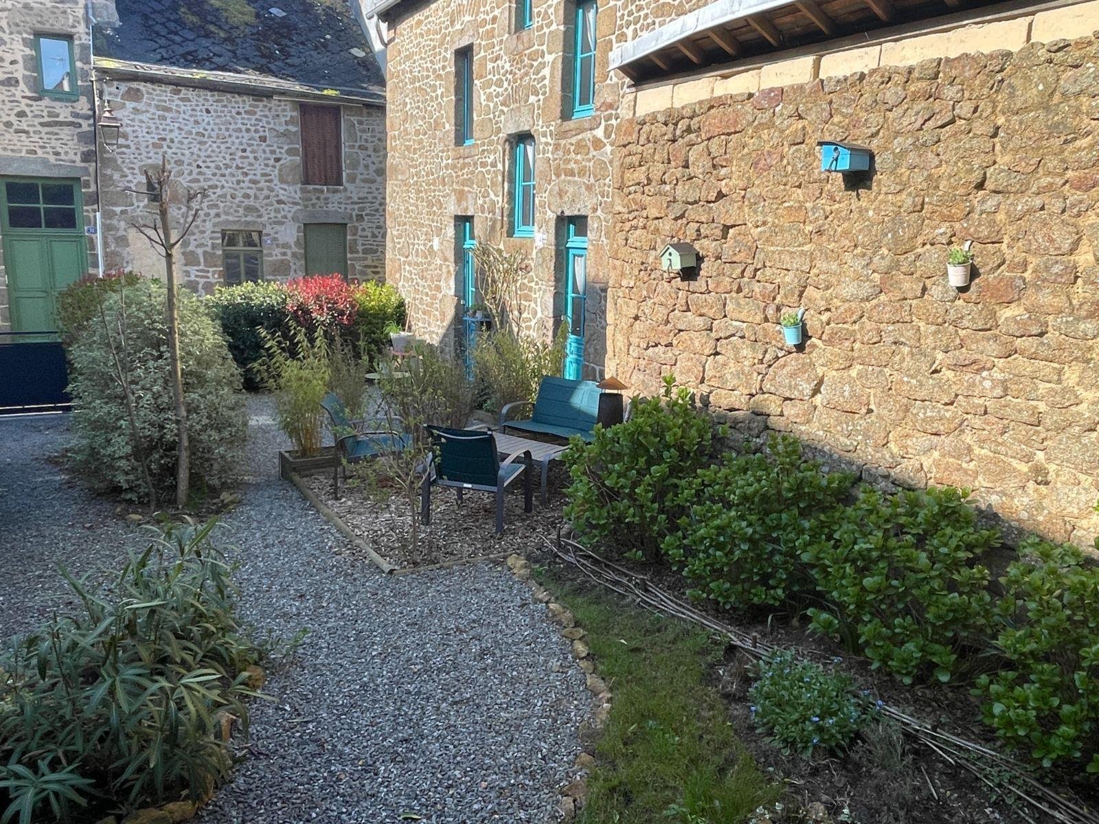 Maison a vendre Lassay-les-Châteaux 53110 Mayenne 120 m2 5 pièces 198280 euros