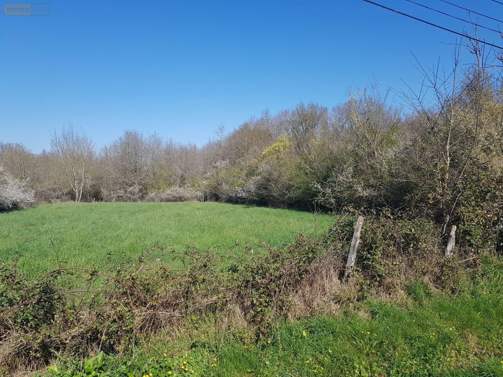 Terrain a batir a vendre La Chapelle-Montmartin 41320 Loir-et-Cher 1274 m2  16280 euros