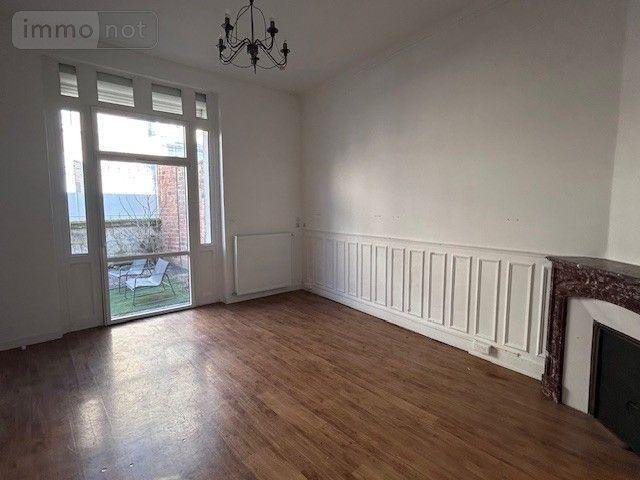 Immeuble a vendre Soissons 02200 Aisne 251 m2  494400 euros