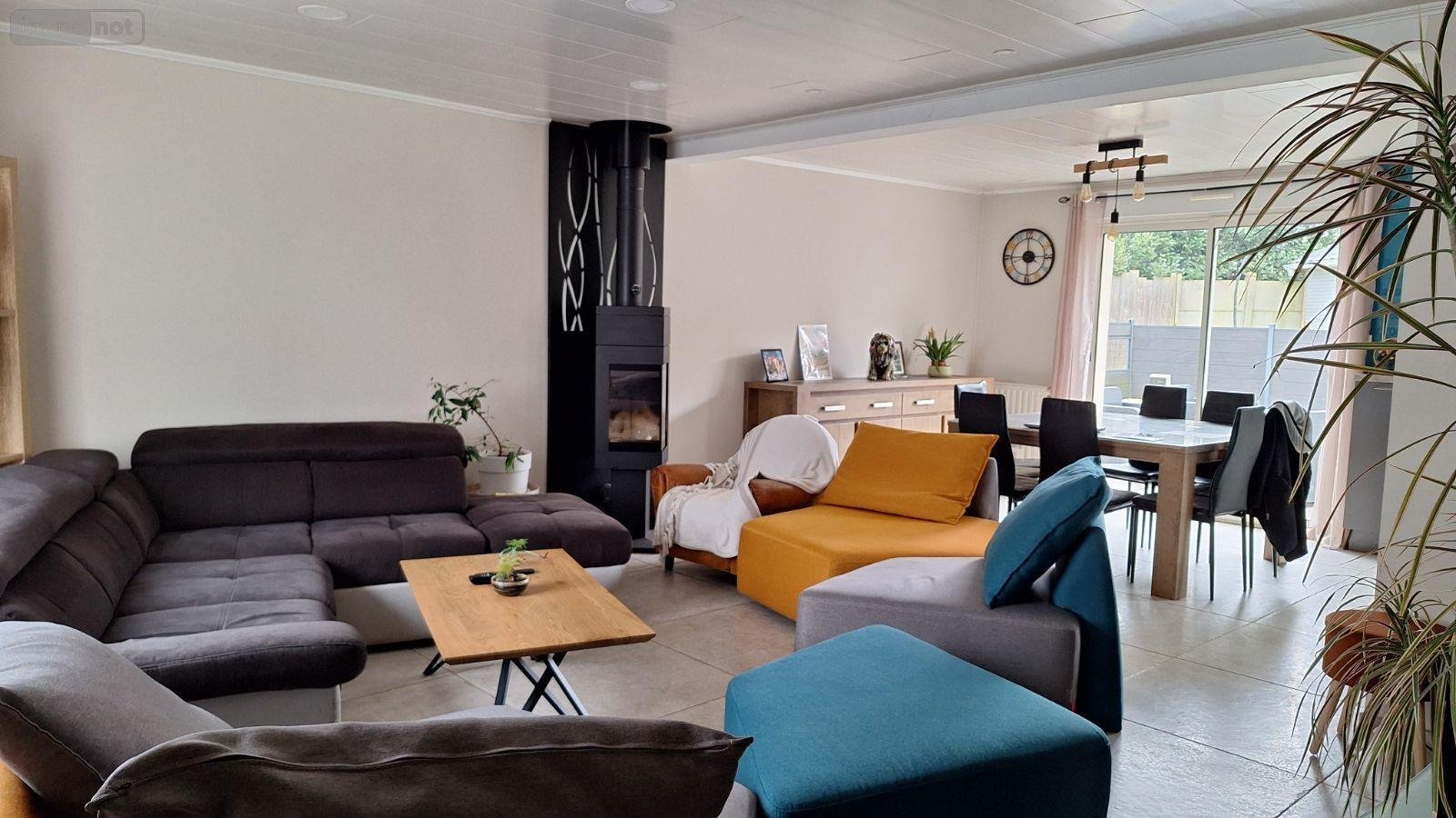 Maison a vendre La Baconnière 53240 Mayenne 106 m2 6 pièces 246750 euros