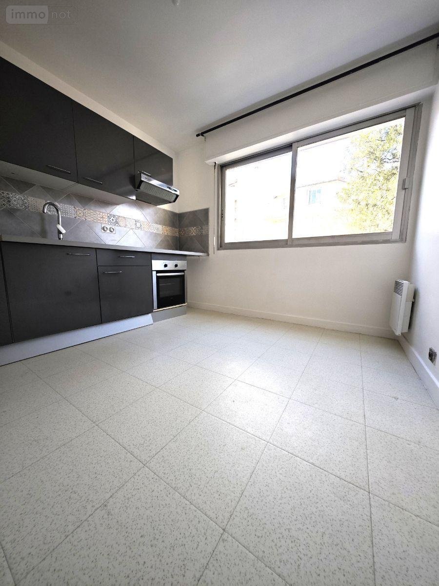 Location appartement Clermont-Ferrand 63000 Puy-de-Dôme 44 m2 2 pièces 710 euros