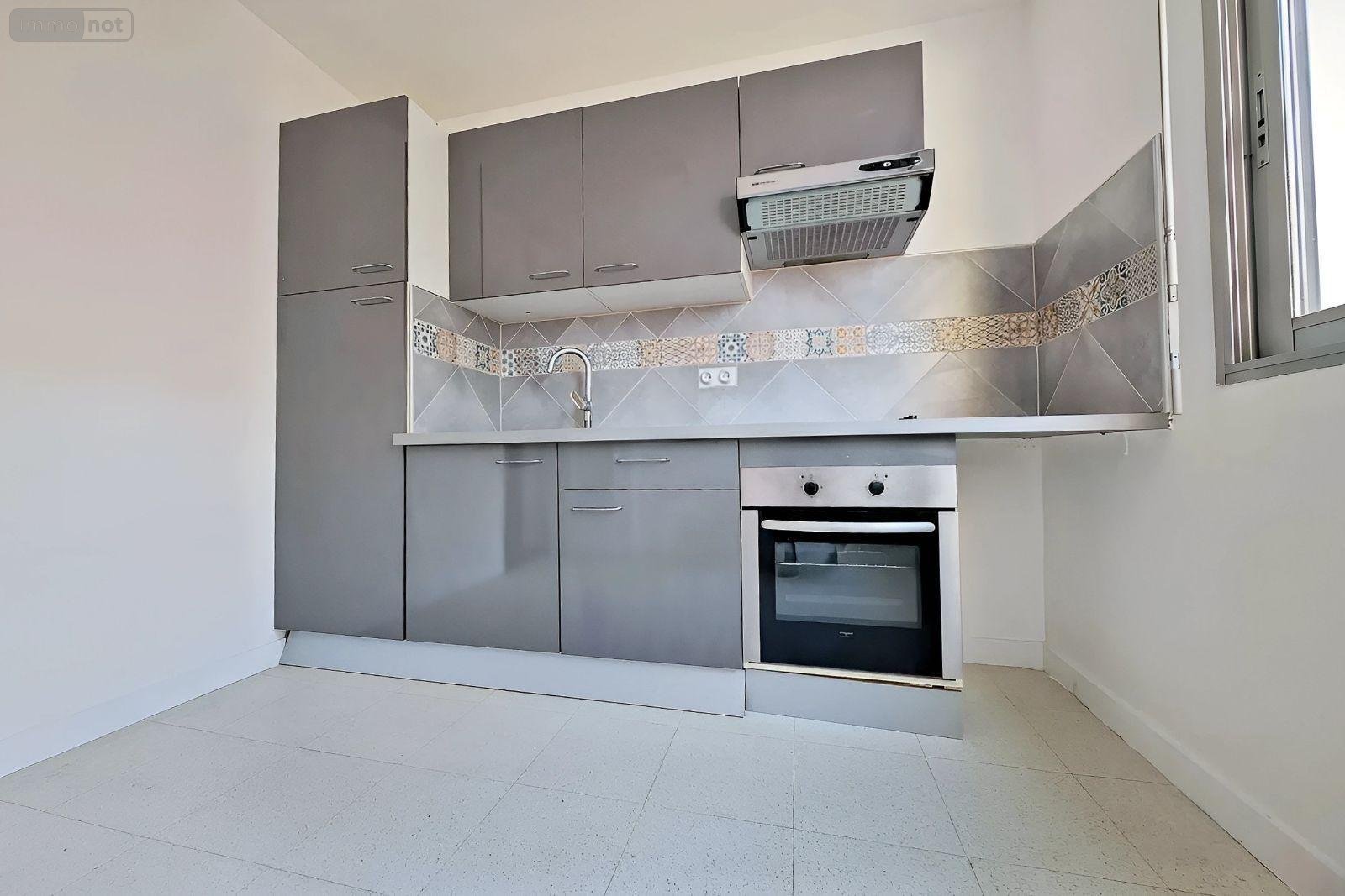 Location appartement Clermont-Ferrand 63000 Puy-de-Dôme 44 m2 2 pièces 650 euros