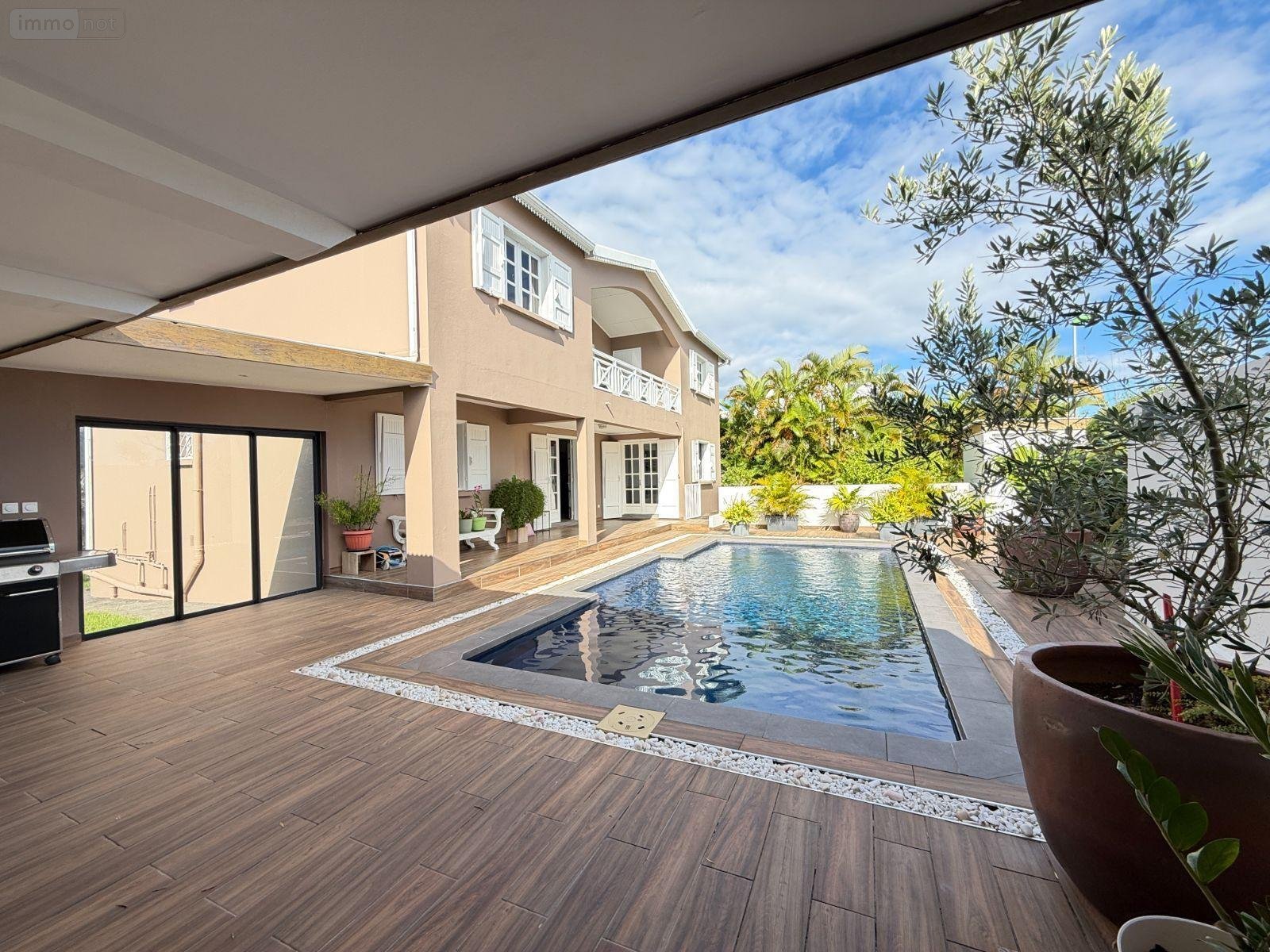 Maison a vendre Sainte-Marie 97438 Réunion 154 m2 4 pièces 498750 euros