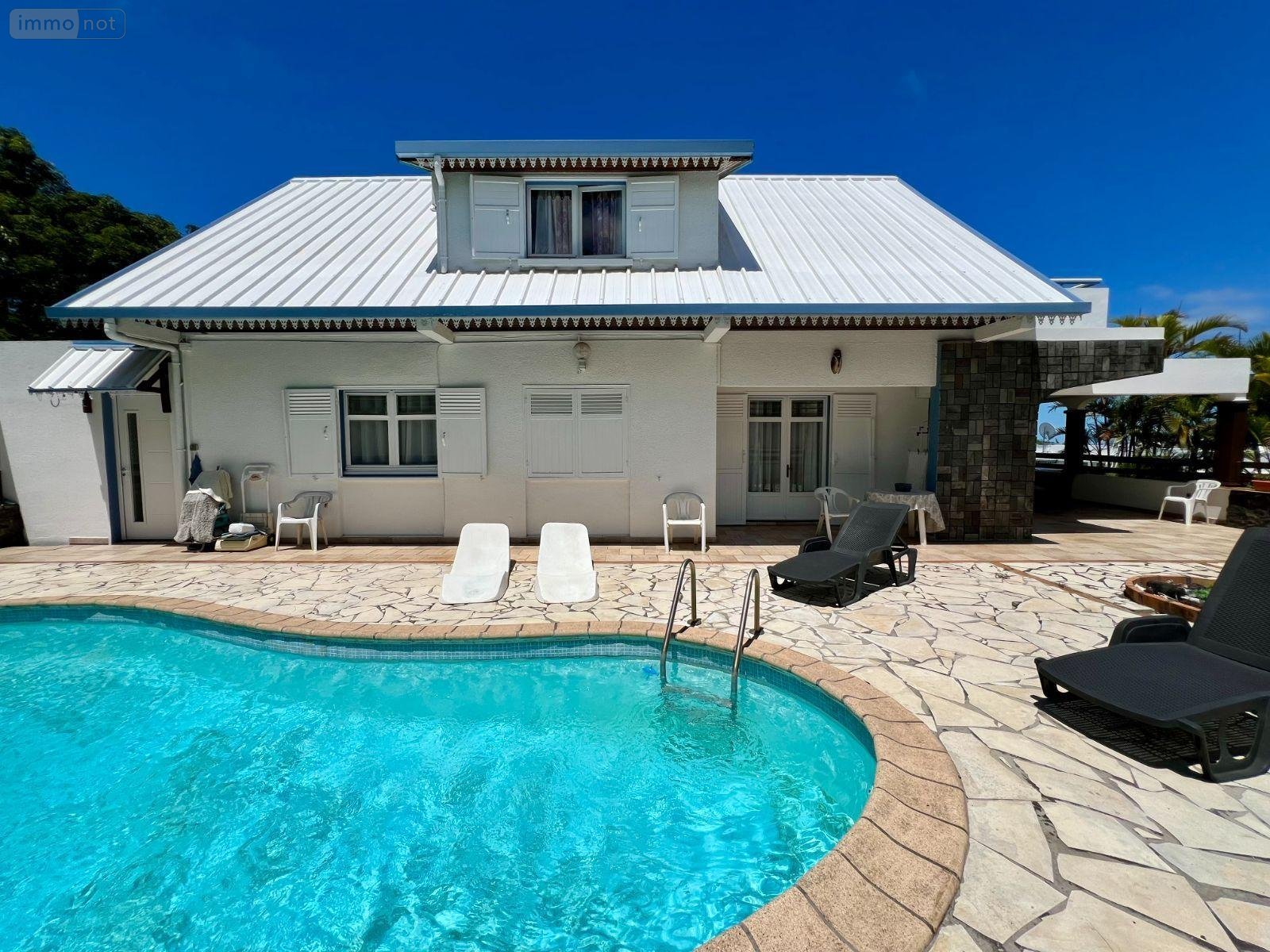 Maison a vendre Saint-Pierre 97410 Réunion 215 m2 7 pièces 765000 euros