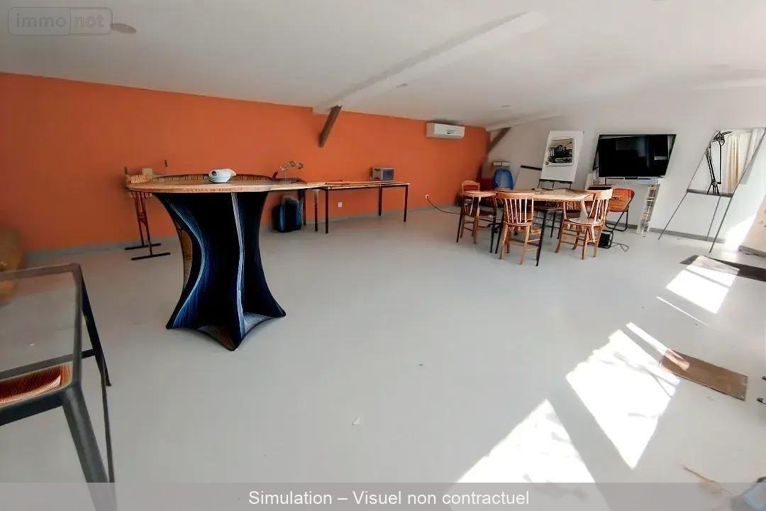 Fonds et murs commerciaux a vendre Pruillé-le-Chétif 72700 Sarthe  325500 euros