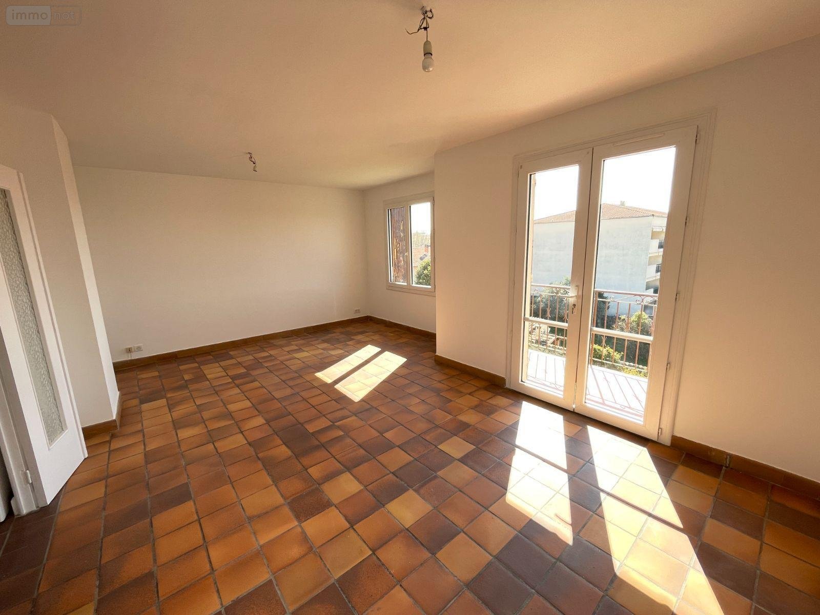 Appartement a vendre Manosque 04100 Alpes-de-Haute-Provence 93 m2 4 pièces 179400 euros