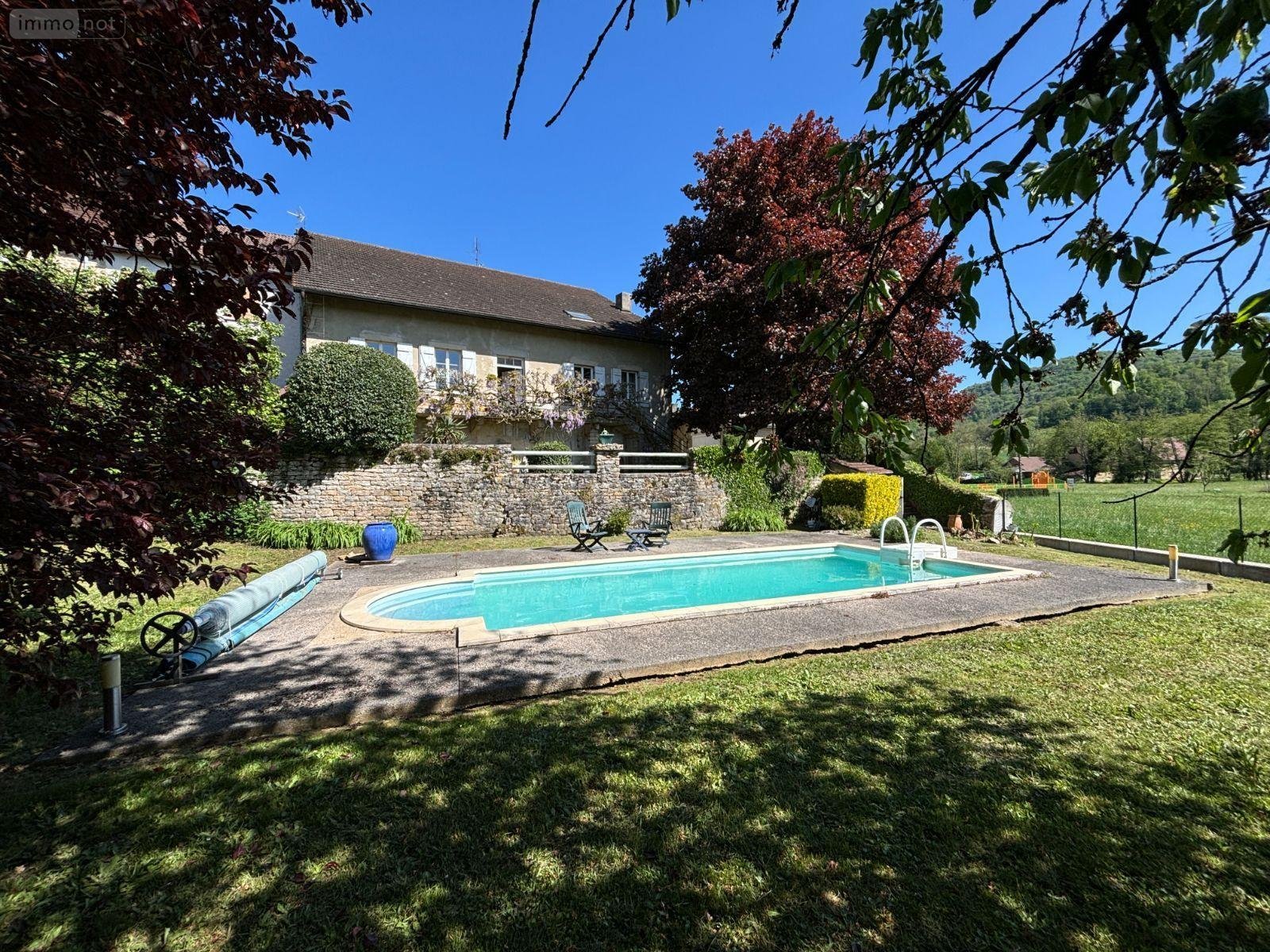propriete a vendre Val-Sonnette 39190 Jura 259 m2 7 pièces 350000 euros