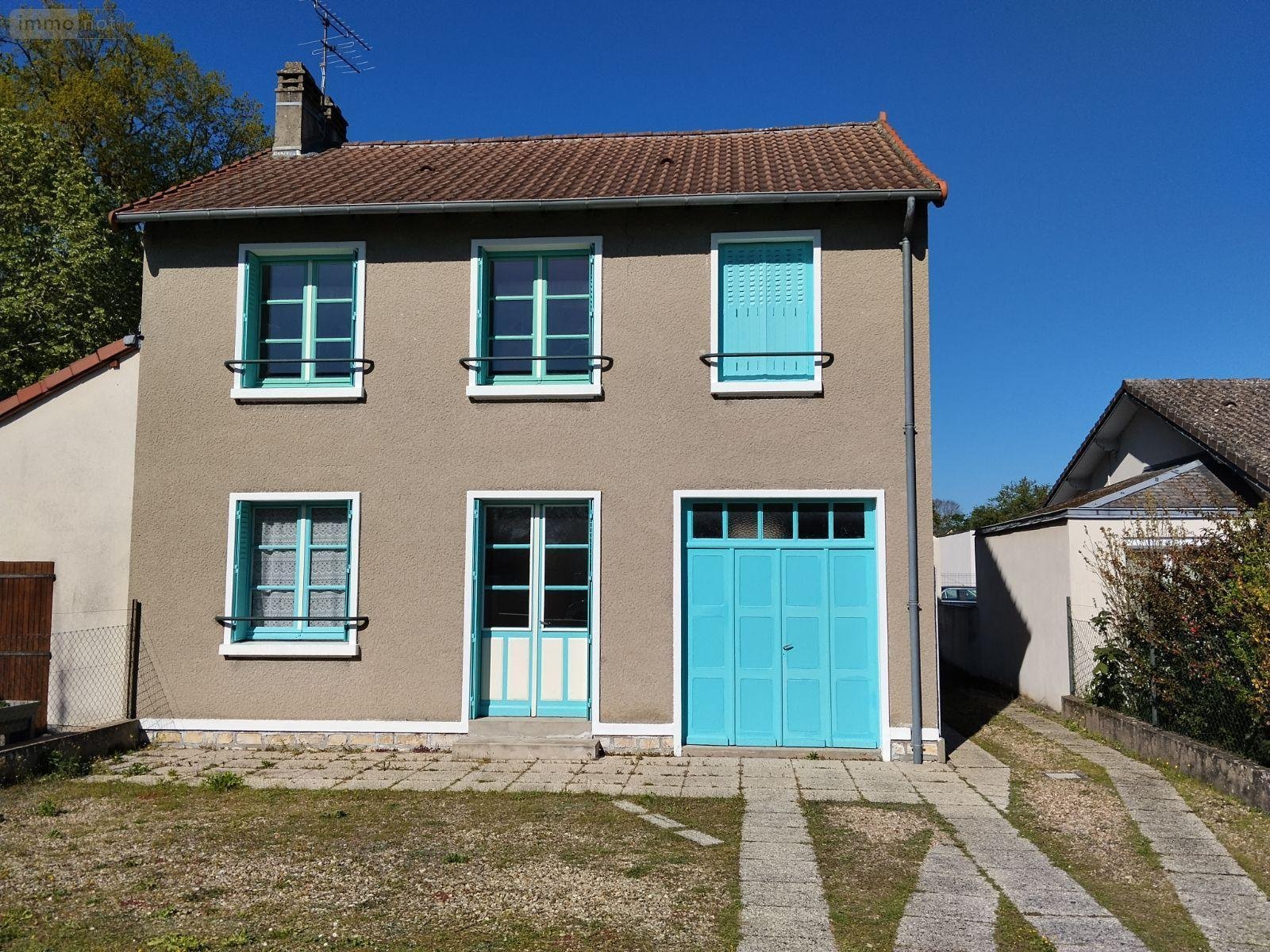 Maison a vendre Mehun-sur-Yèvre 18500 Cher 84 m2 5 pièces 99560 euros