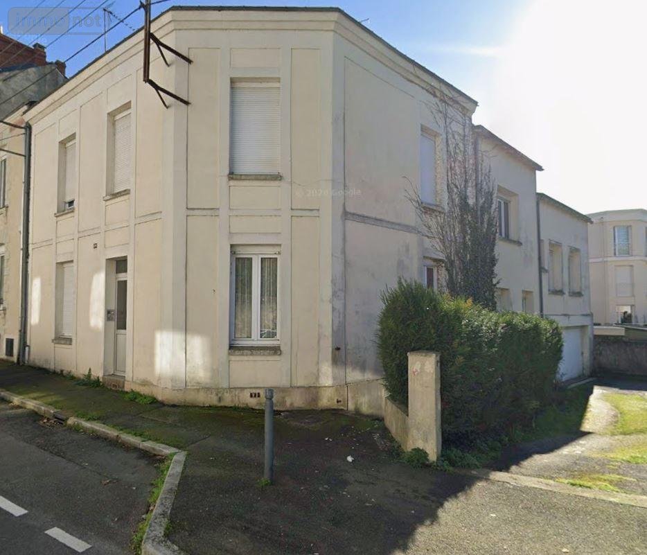 Immeuble a vendre Angers 49000 Maine-et-Loire 203 m2  561600 euros