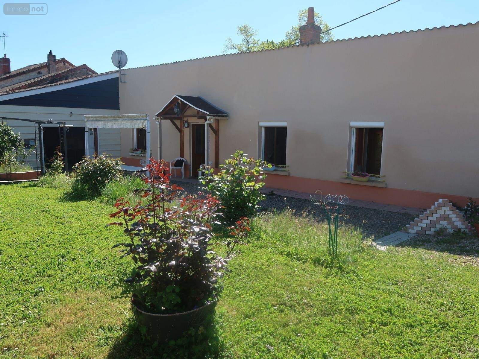 Maison a vendre Beaumont Saint-Cyr 86490 Vienne 61 m2 3 pièces 74800 euros
