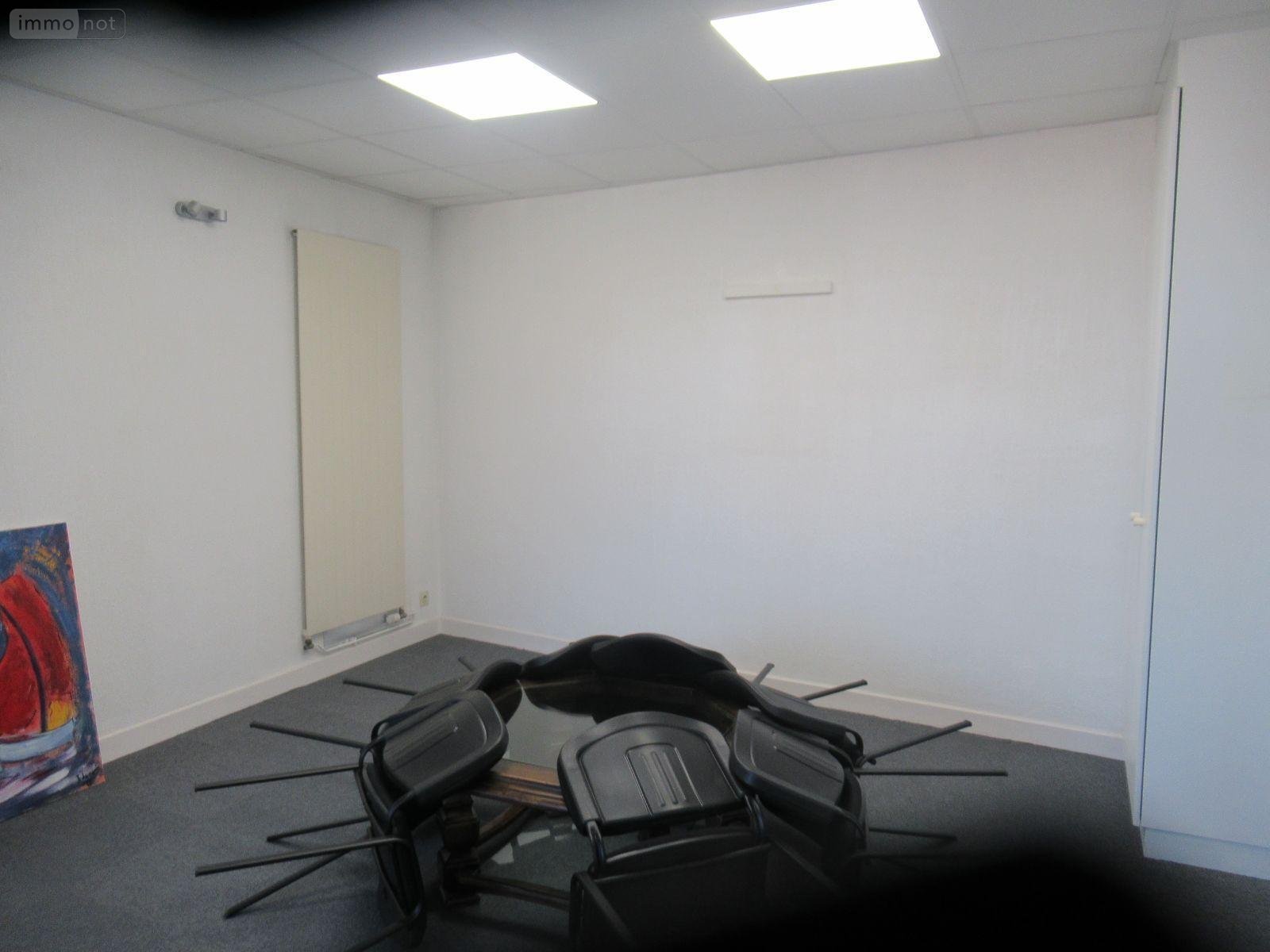 Fonds et murs commerciaux a vendre Troyes 10000 Aube 102 m2  149800 euros