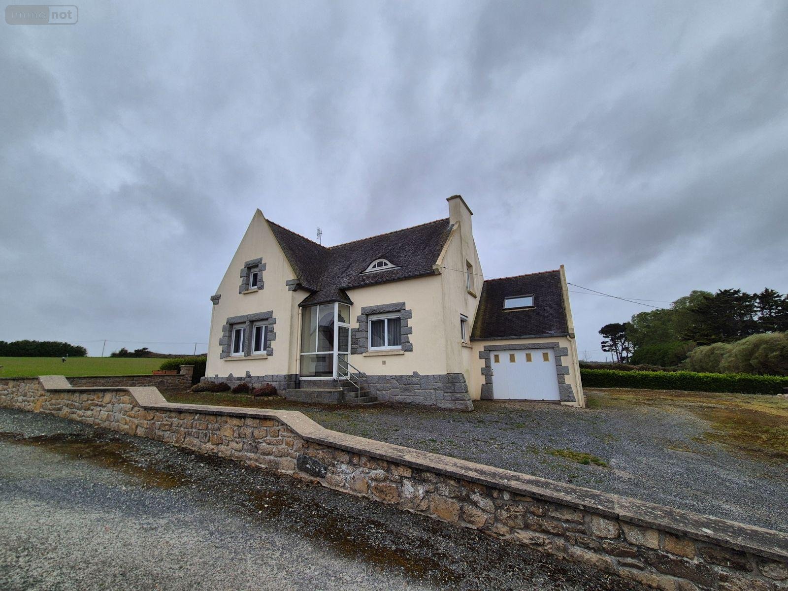 Maison a vendre Saint-Pol-de-Léon 29250 Finistère 134 m2 7 pièces 313800 euros