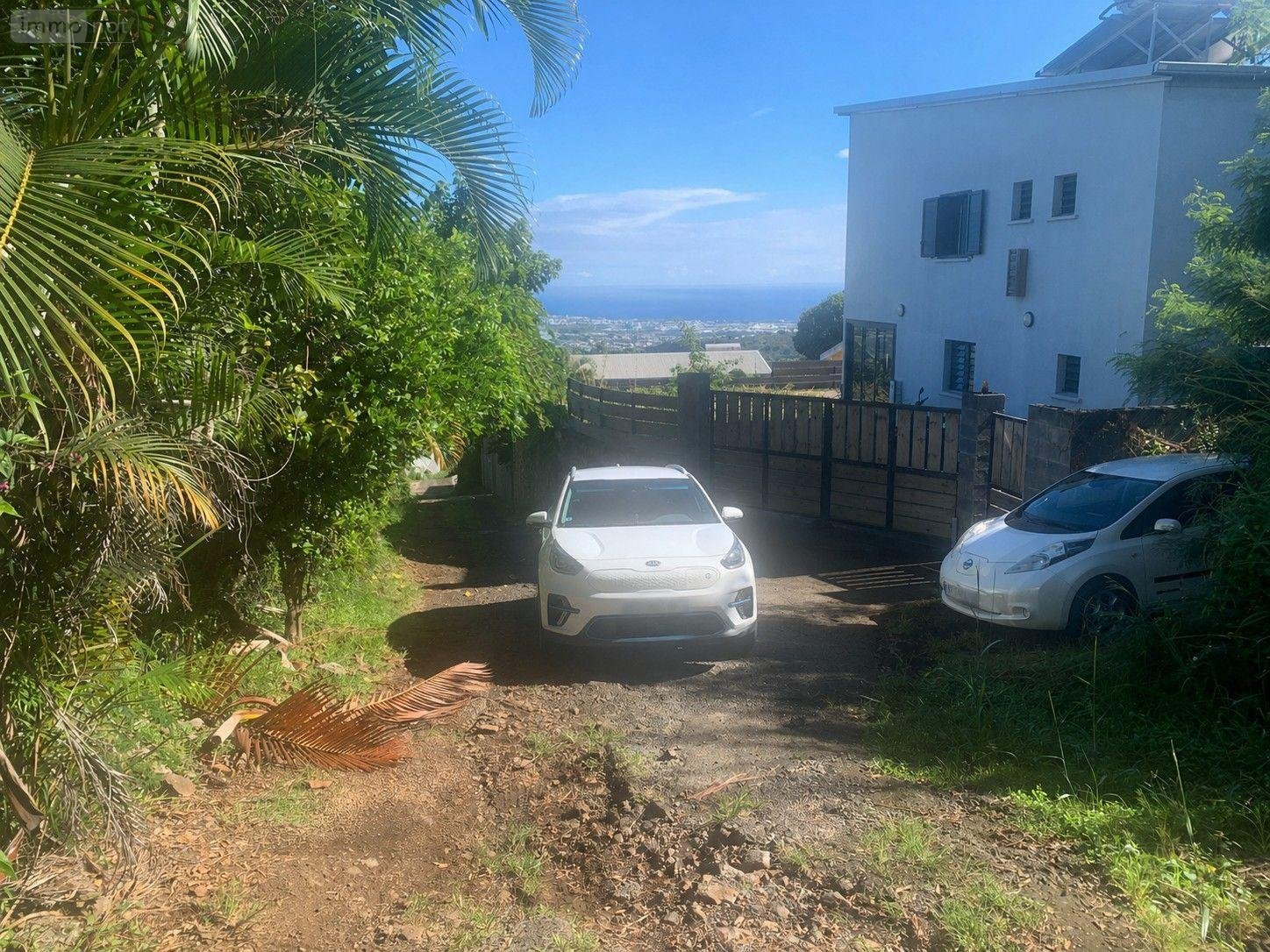 Terrain a batir a vendre Bois-de-Nefles-St-Paul 97411 Réunion 430 m2  171000 euros