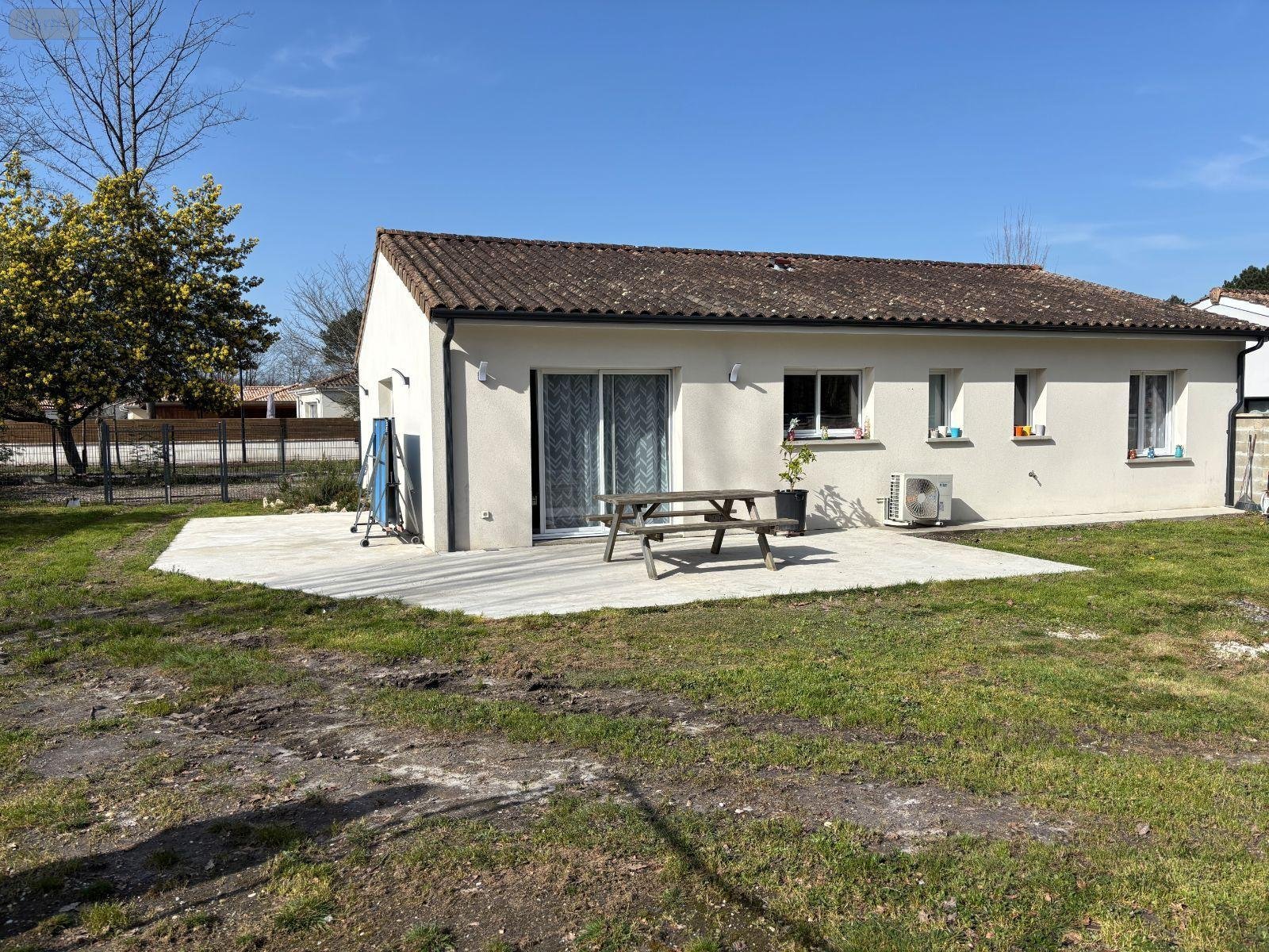 Maison a vendre Le Pian-Médoc 33290 Gironde 103 m2 4 pièces 345500 euros