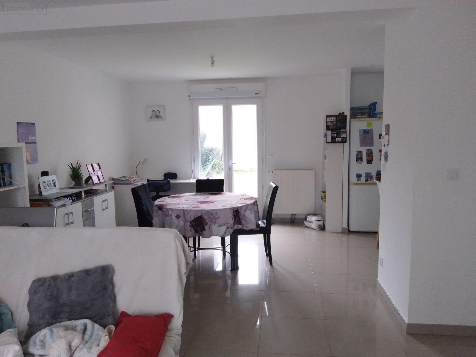 Location maison Vauxbuin 02200 Aisne 98 m2 5 pièces 950 euros