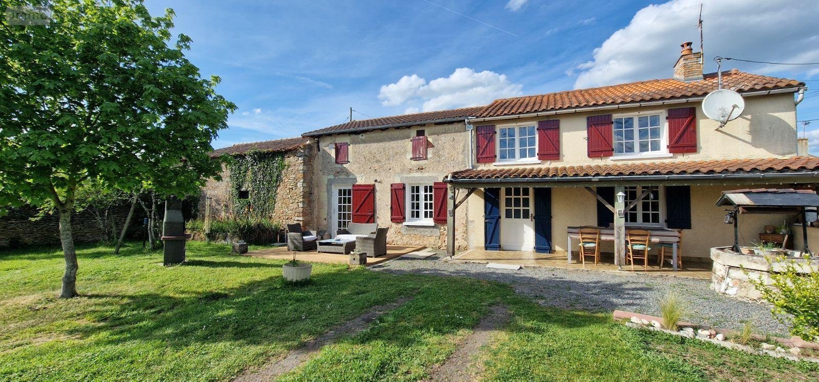 Maison a vendre Mauzé-Thouarsais 79100 Deux-Sèvres 136 m2 4 pièces 137000 euros