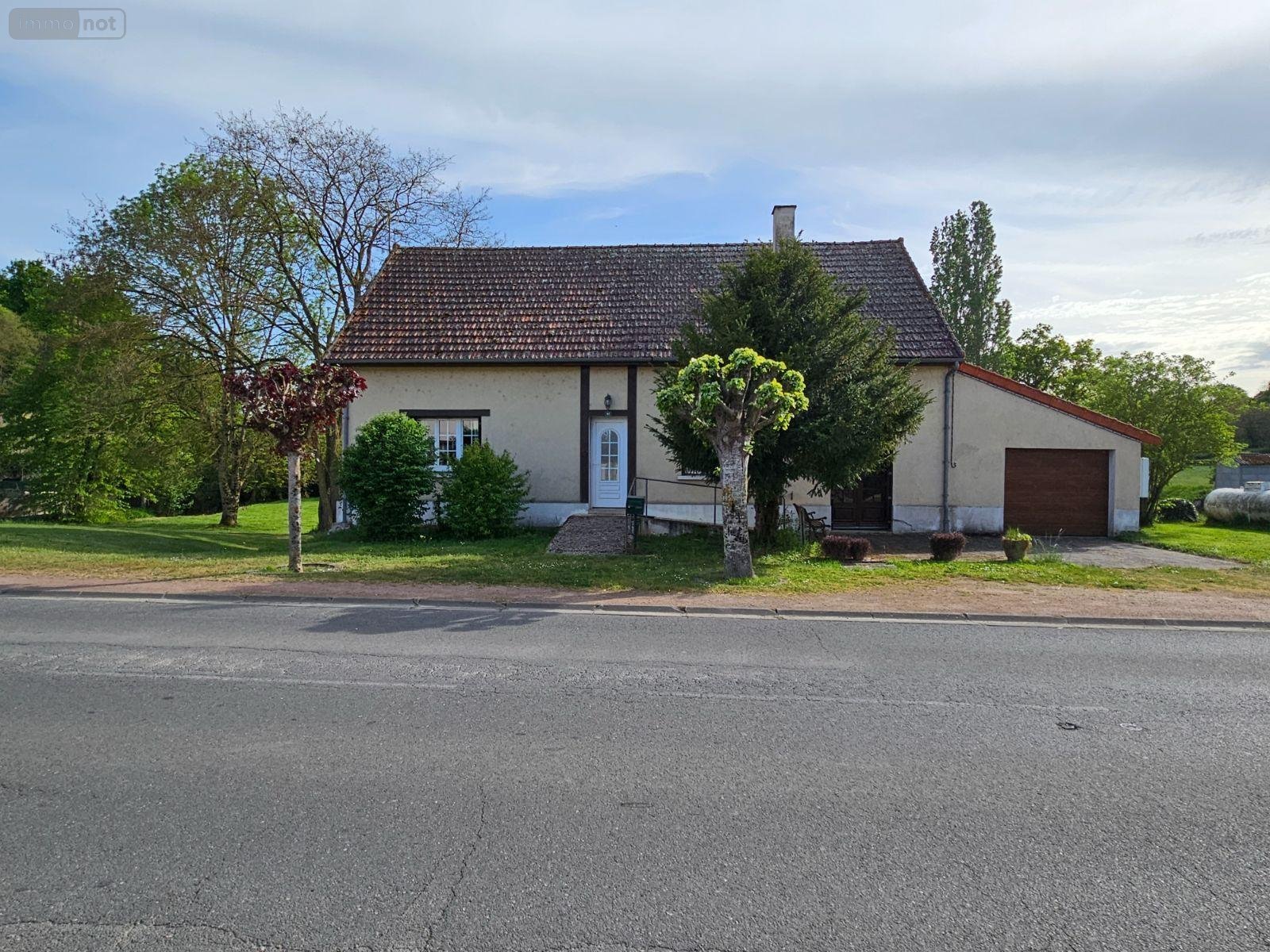 Maison a vendre Le Châtelet 18170 Cher 135 m2 6 pièces 100000 euros