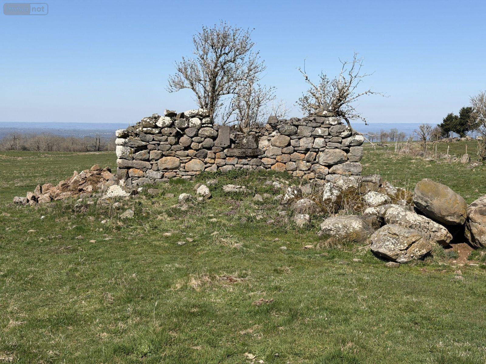 Divers a vendre Saint-Vincent-de-Salers 15380 Cantal  79500 euros