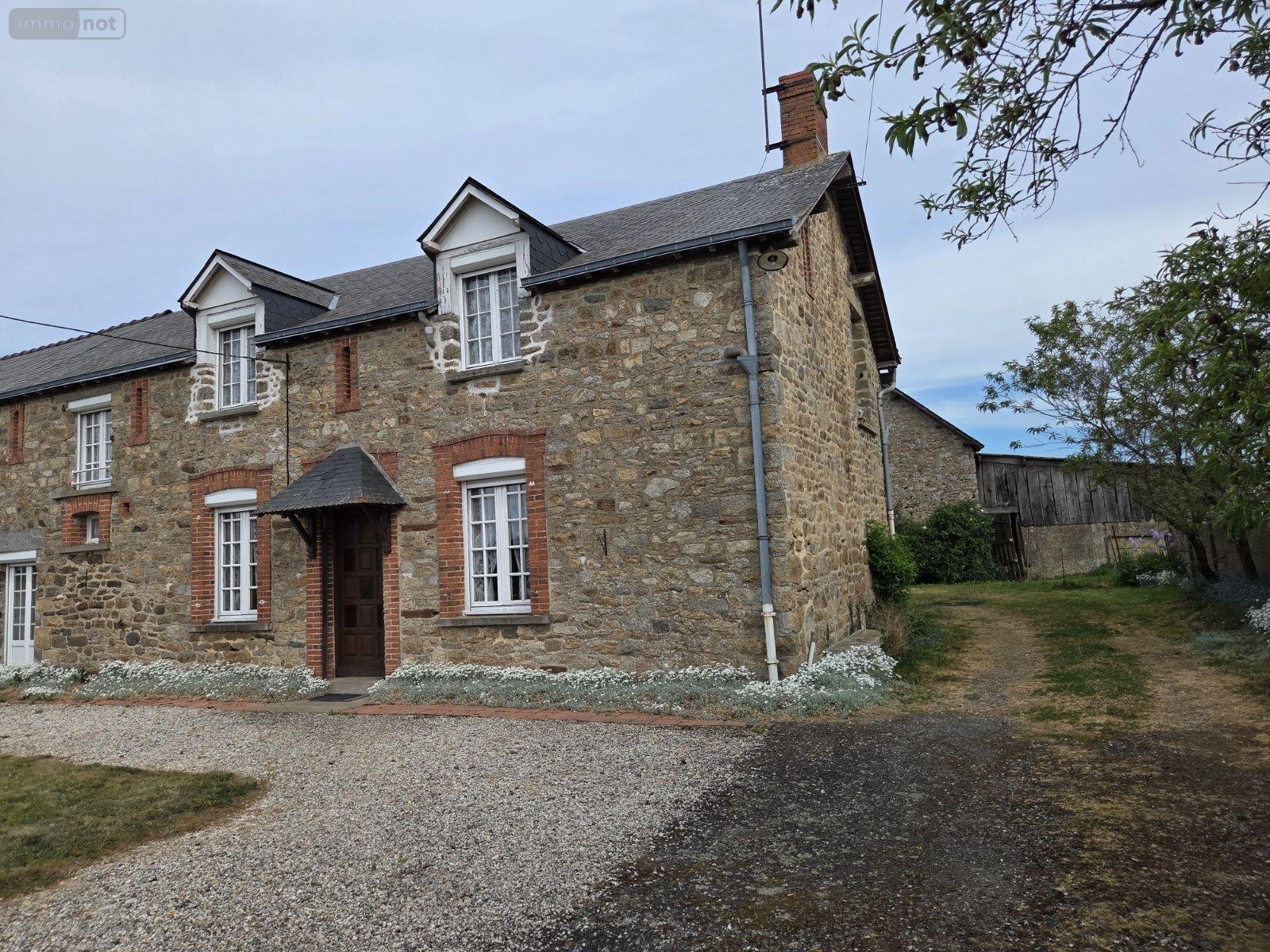 Maison a vendre Aron 53440 Mayenne 90 m2 4 pièces 115500 euros