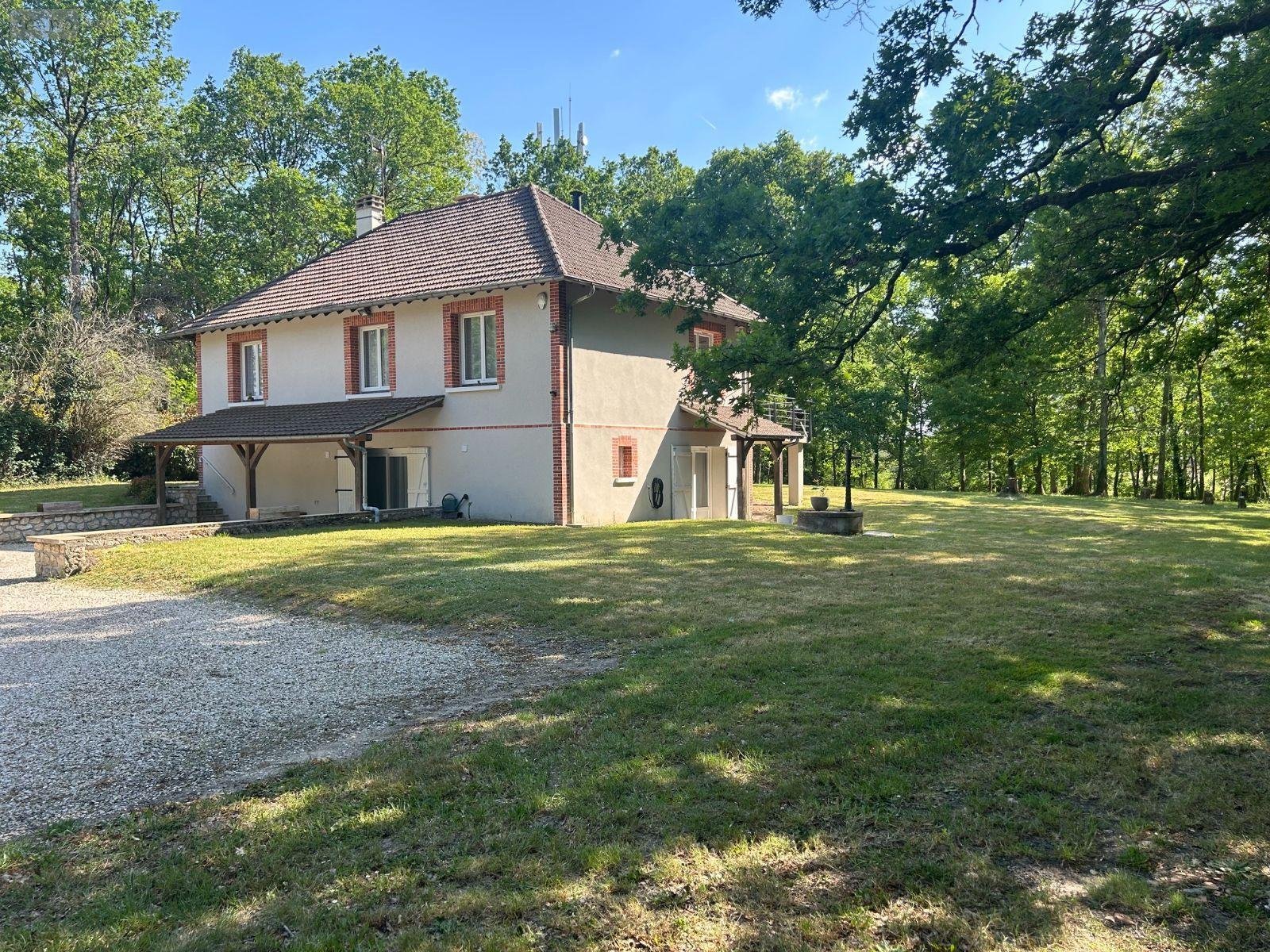 Maison a vendre Vernou-en-Sologne 41230 Loir-et-Cher 140 m2 5 pièces 222500 euros