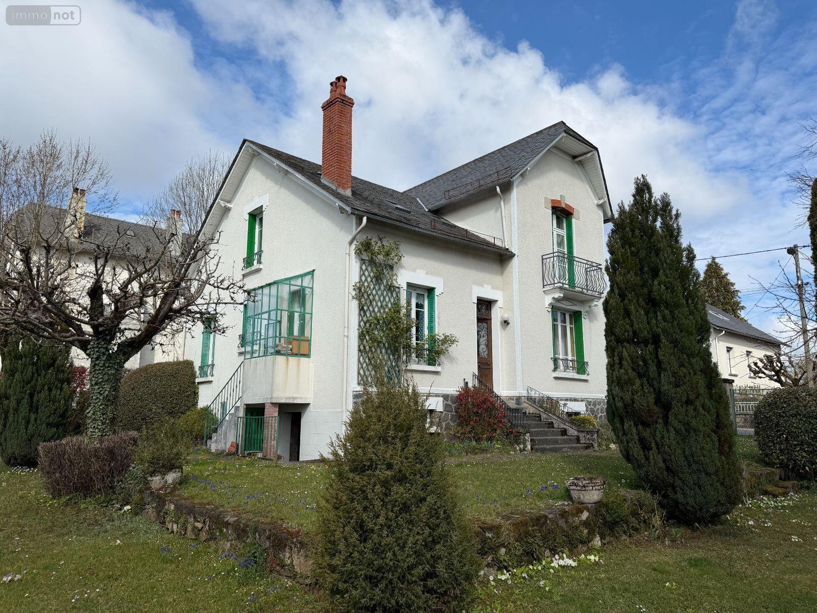 Maison a vendre Mauriac 15200 Cantal 134 m2 6 pièces 159000 euros