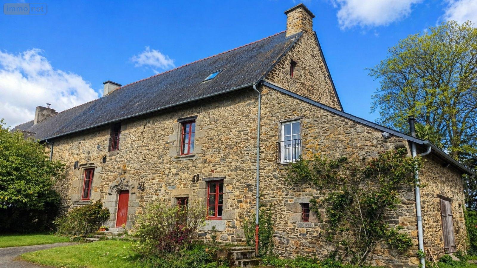 Maison a vendre Combourg 35270 Ille-et-Vilaine 430 m2 15 pièces 599000 euros