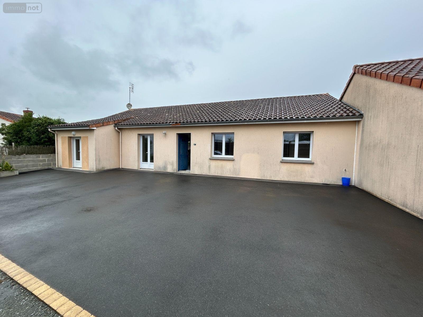 Maison a vendre Saint-Laurent-de-la-Plaine 49290 Maine-et-Loire 122 m2 5 pièces 211800 euros