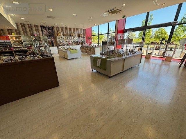 Fonds et murs commerciaux a vendre Reims 51100 Marne 290 m2  65600 euros