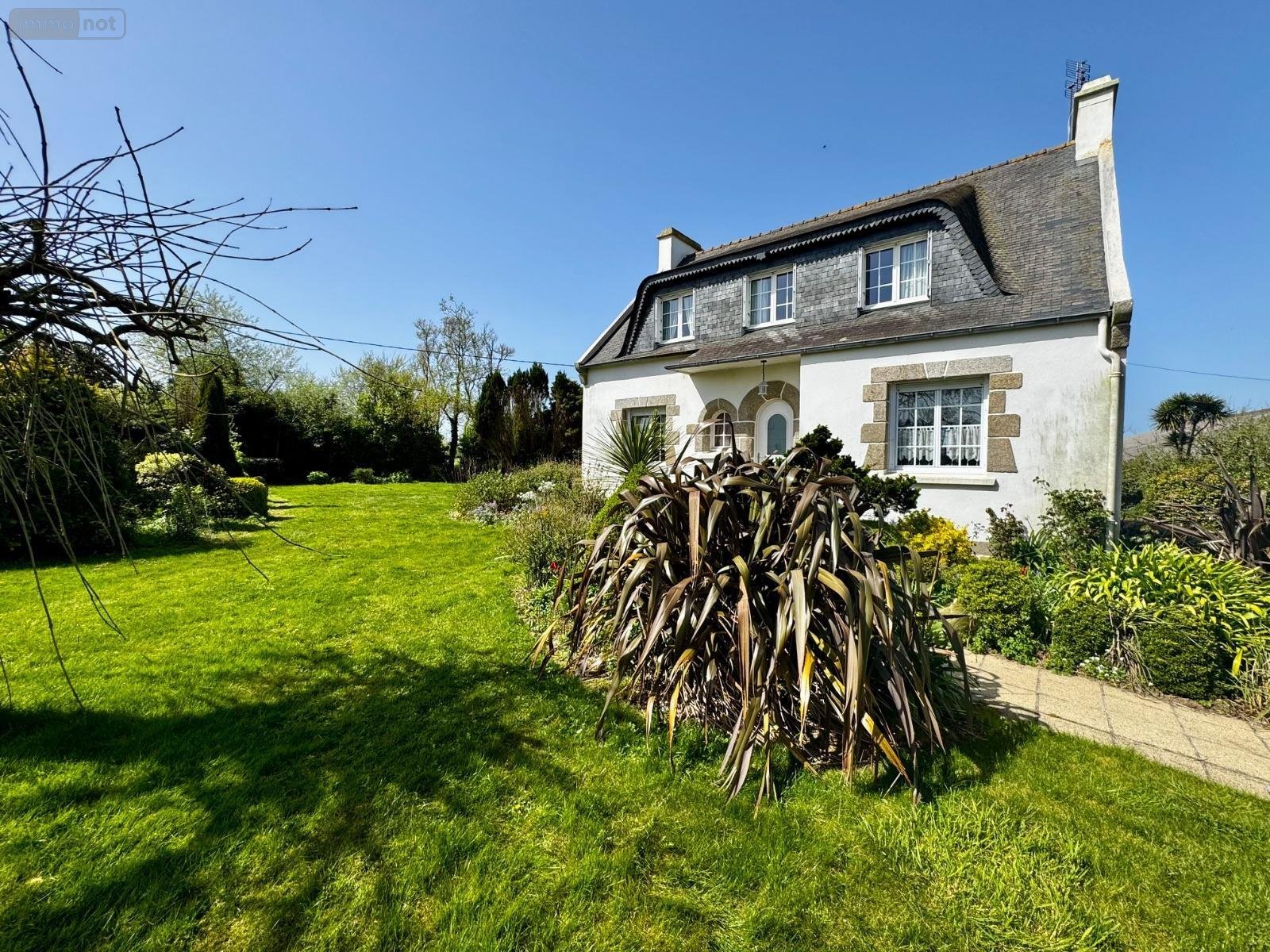 Maison a vendre Plouguin 29830 Finistère 136 m2 6 pièces 229450 euros