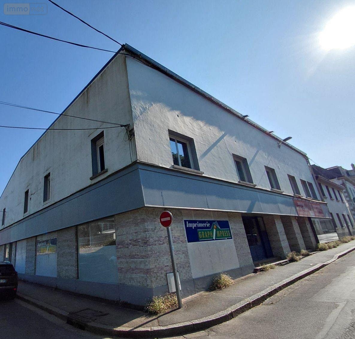 Fonds et murs commerciaux a vendre Pontivy 56300 Morbihan 209 m2  293680 euros