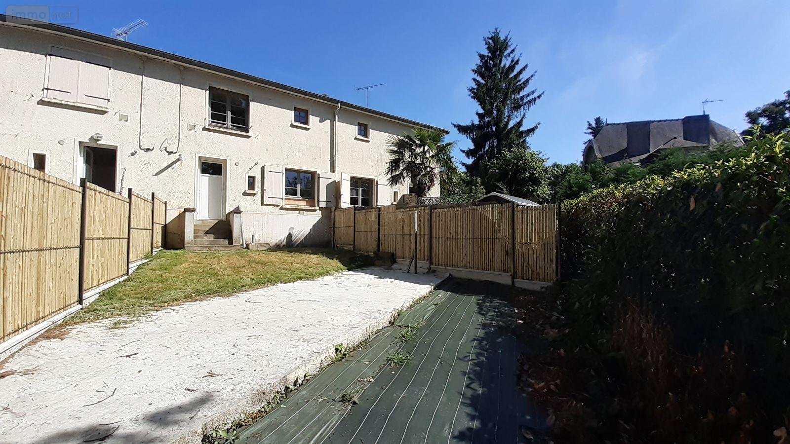 Location maison Vitré 35500 Ille-et-Vilaine 63 m2 3 pièces 795 euros