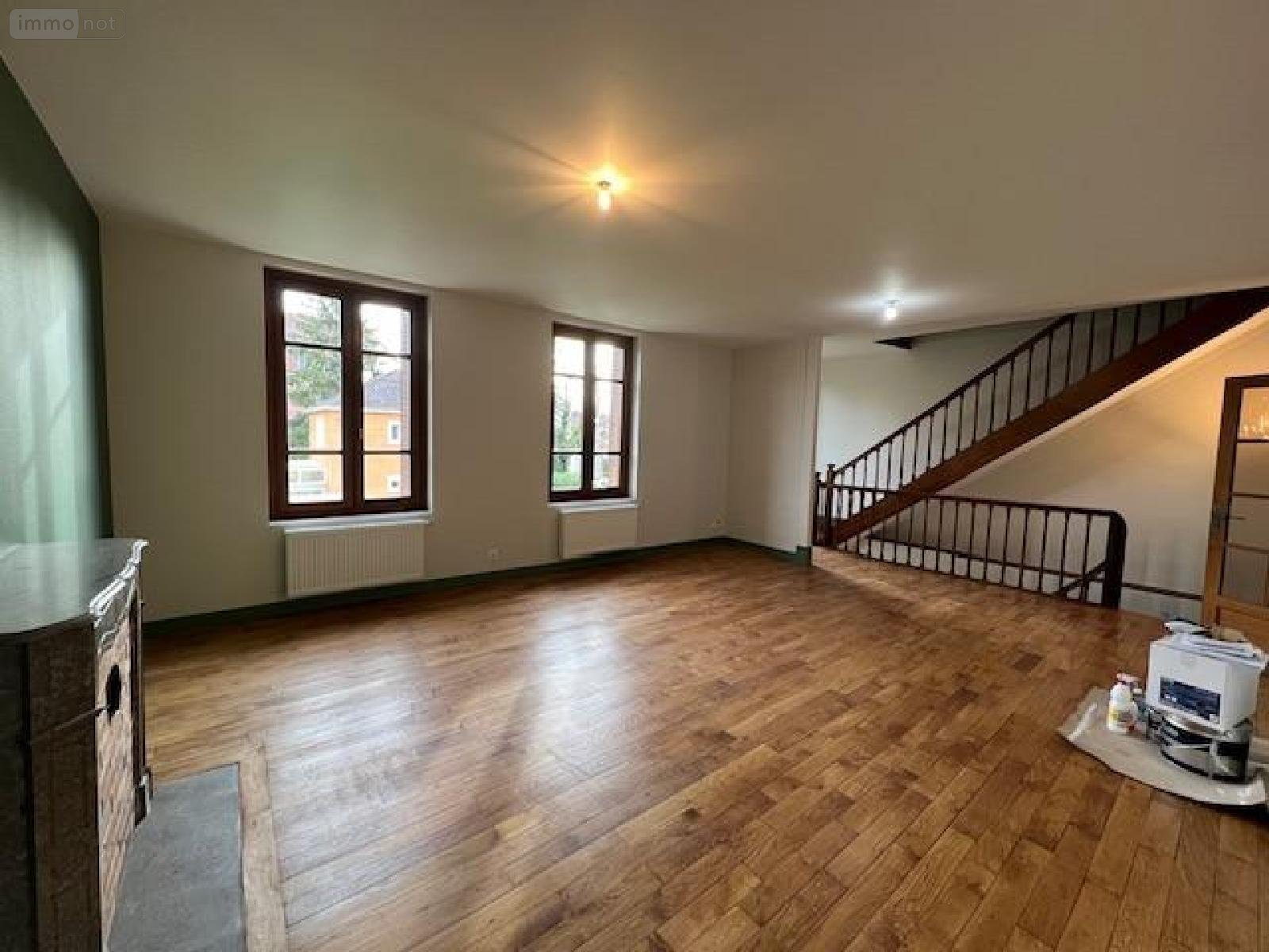 Location maison Louhans Châteaurenaud 71500 Saône-et-Loire 153 m2 4 pièces 890 euros