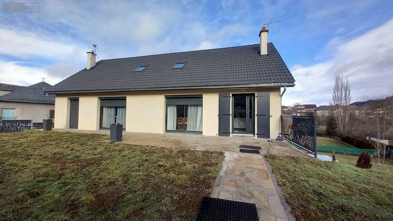 Viager maison Neussargues en Pinatelle 15170 Cantal 137 m2 5 pièces 40000 euros