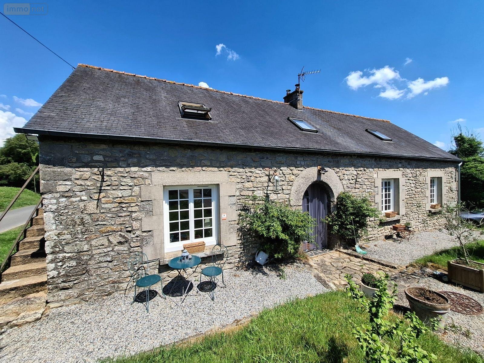 Maison a vendre Saint-Nicolas-du-Pélem 22480 Côtes-d'Armor 113 m2 5 pièces 231000 euros