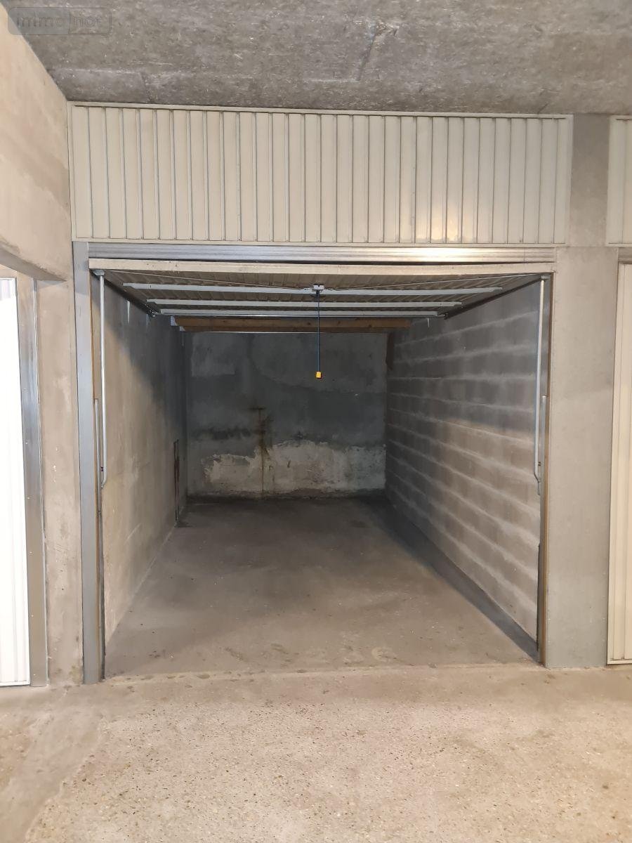 Garage et parking a vendre Paris 20e arrondissement 75020 Paris 13 m2  23000 euros