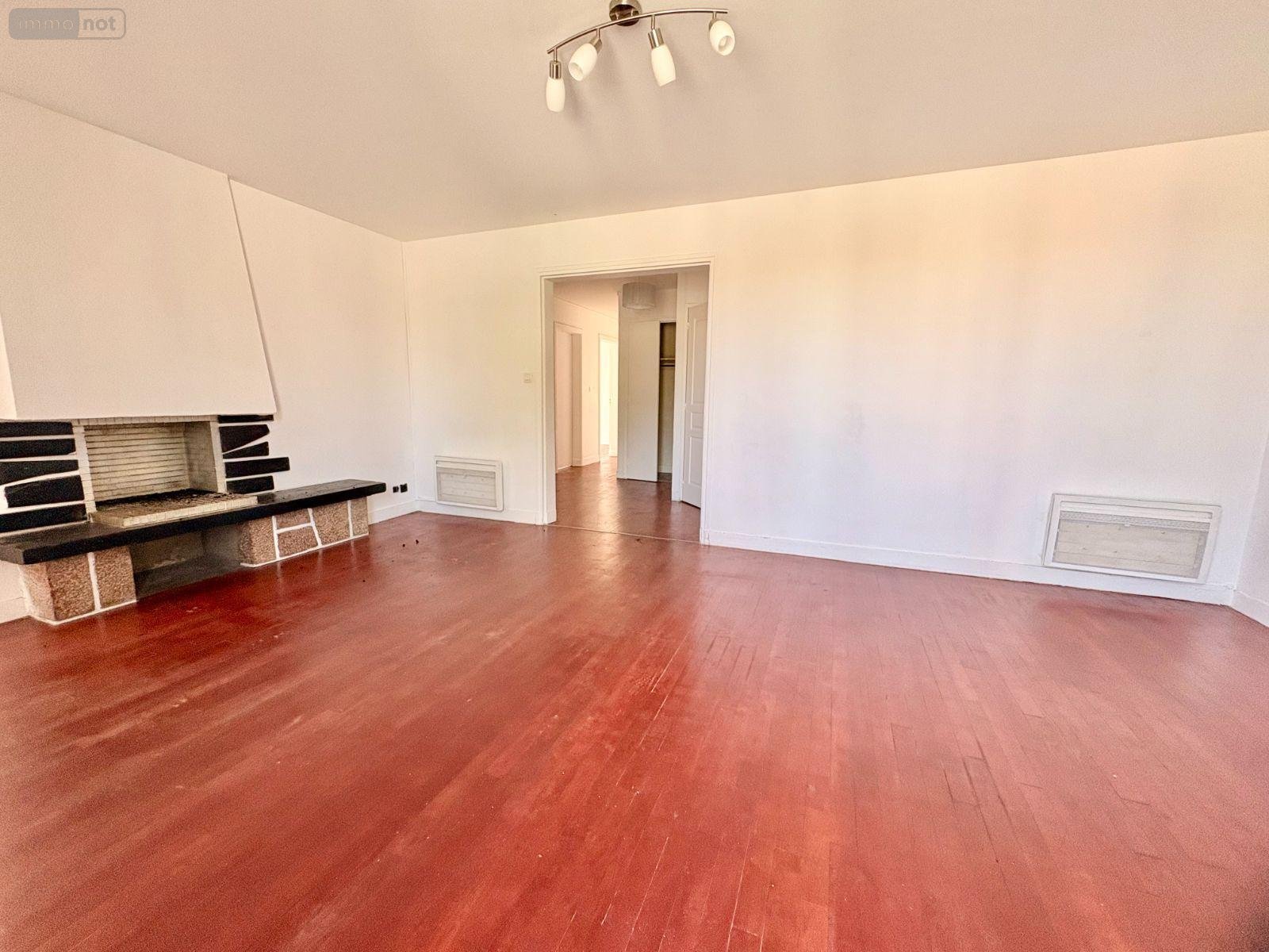 Appartement a vendre Fougères 35300 Ille-et-Vilaine 99 m2 4 pièces 136000 euros