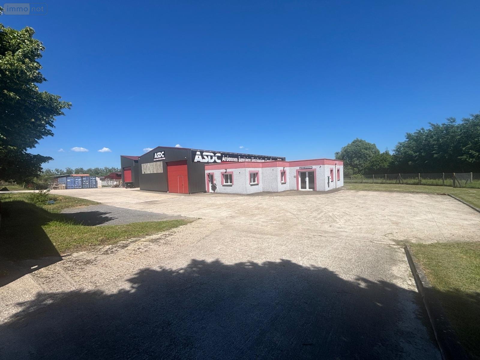 Fonds et murs commerciaux a vendre Glaire 08200 Ardennes 120 m2  471600 euros