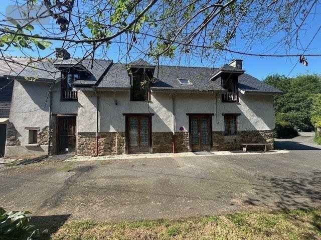 Maison a vendre Plesder 35720 Ille-et-Vilaine 140 m2  231190 euros