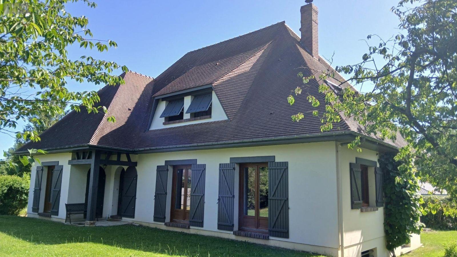 Maison a vendre Les Hogues 27910 Eure 183 m2 8 pièces 317000 euros