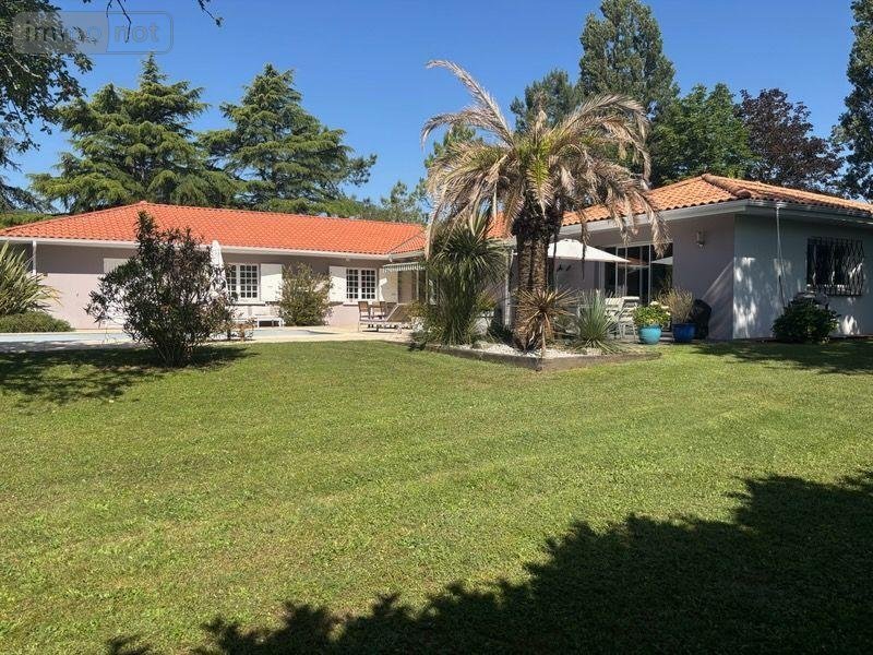 Maison a vendre Blanquefort 33290 Gironde 304 m2 7 pièces 795000 euros