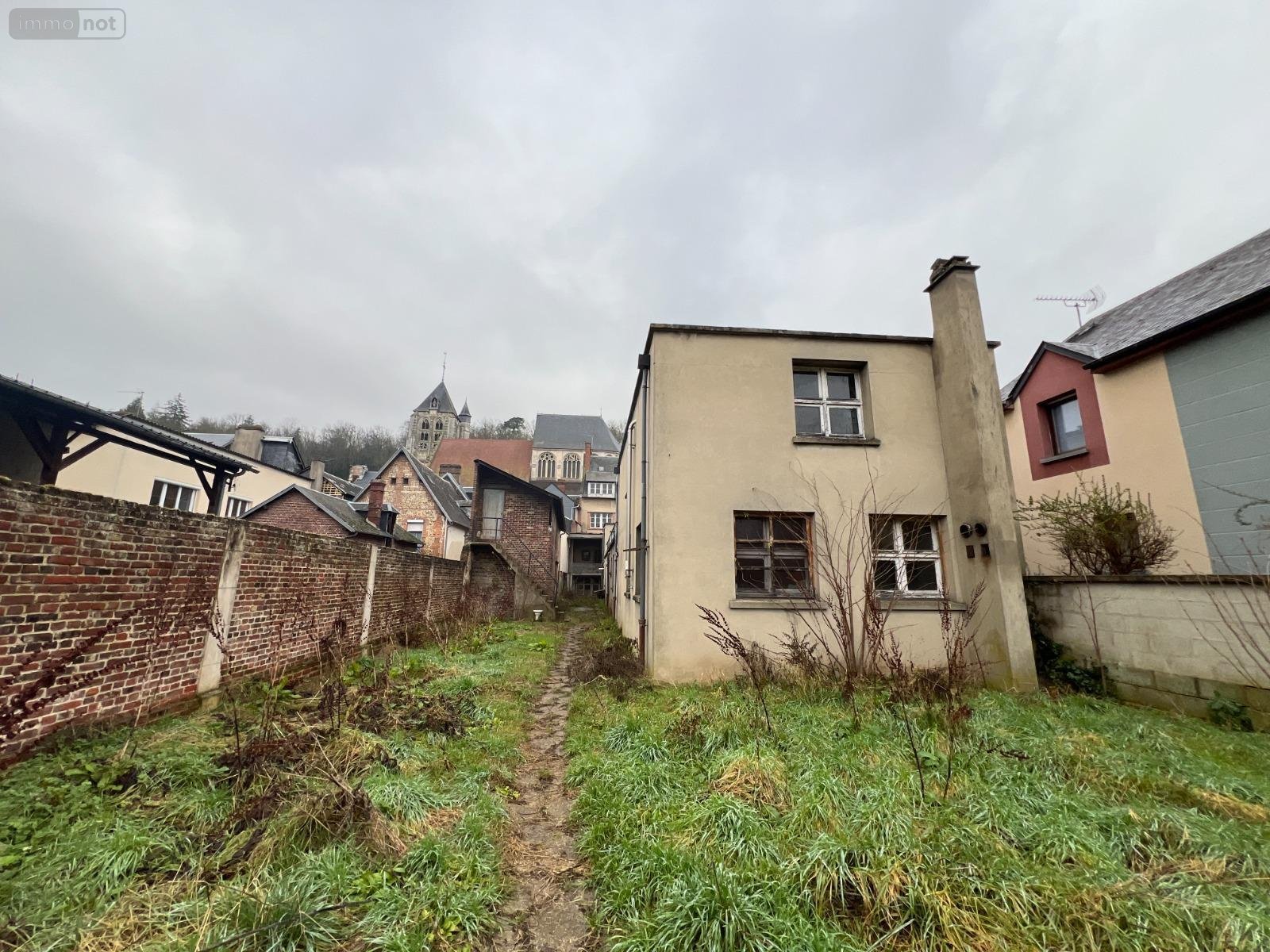 Immeuble a vendre Beaumont-le-Roger 27170 Eure  189900 euros