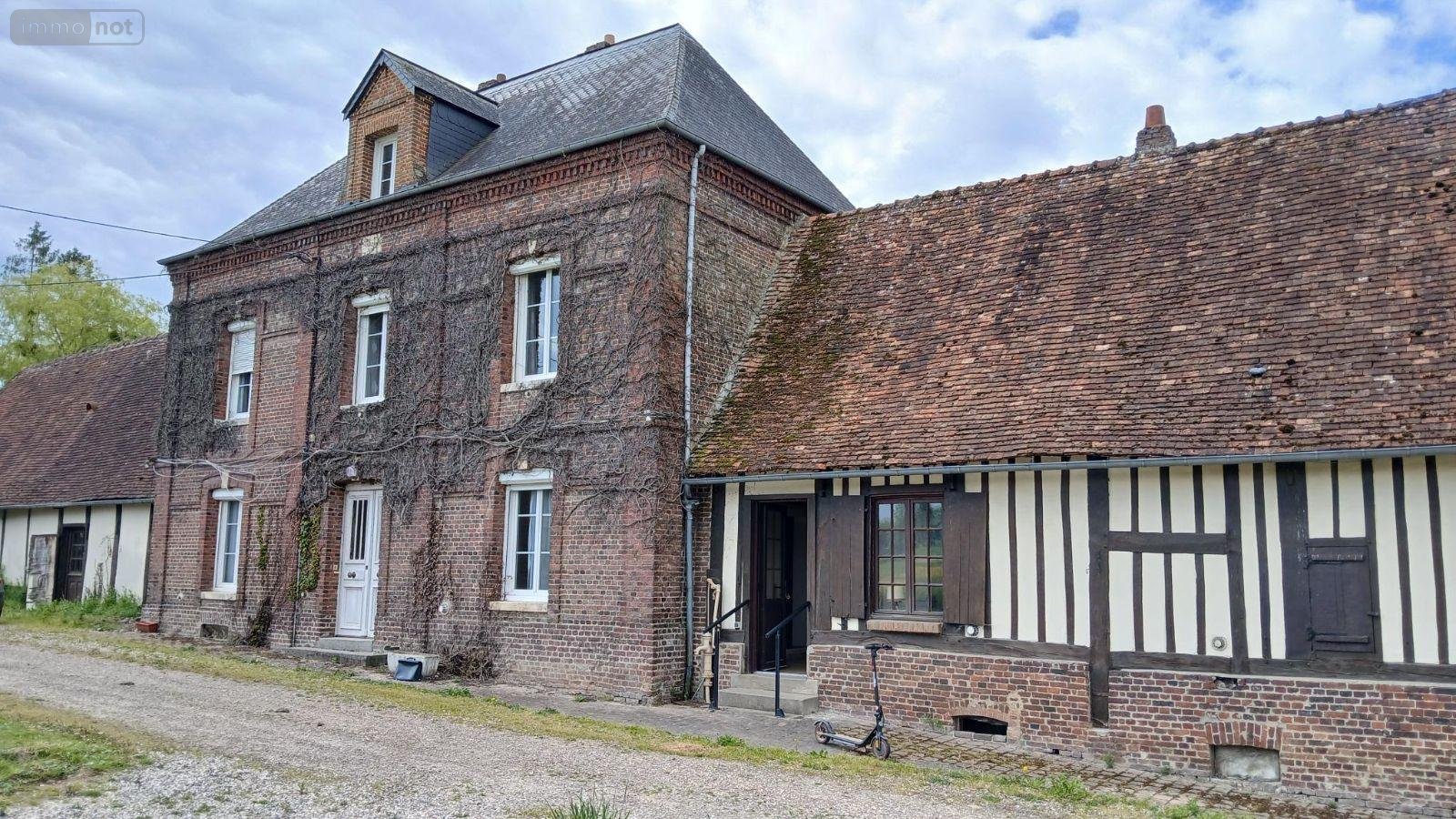 propriete a vendre Bully 76270 Seine-Maritime 193 m2 9 pièces 416000 euros