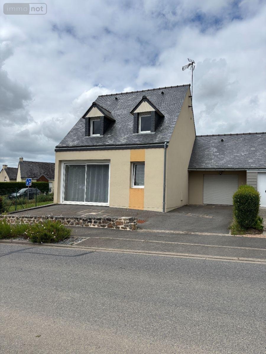 Location maison La Croixille 53380 Mayenne 75 m2 3 pièces 650 euros