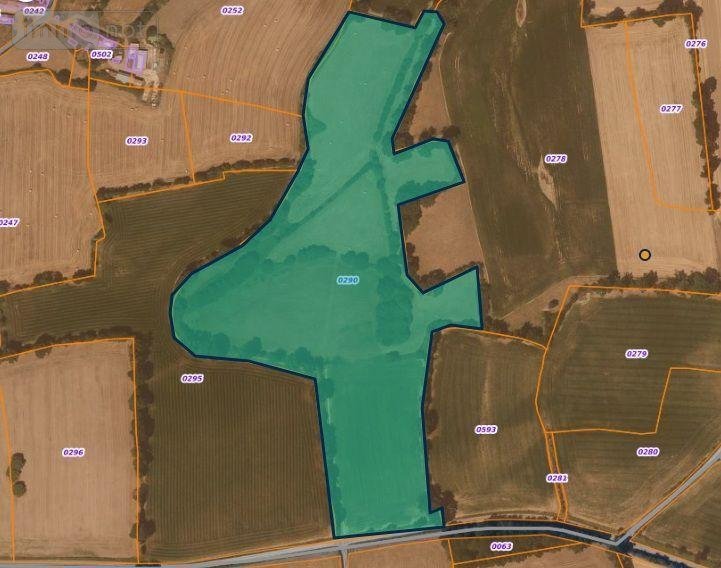 Bien agricole a vendre La Croixille 53380 Mayenne  44000 euros