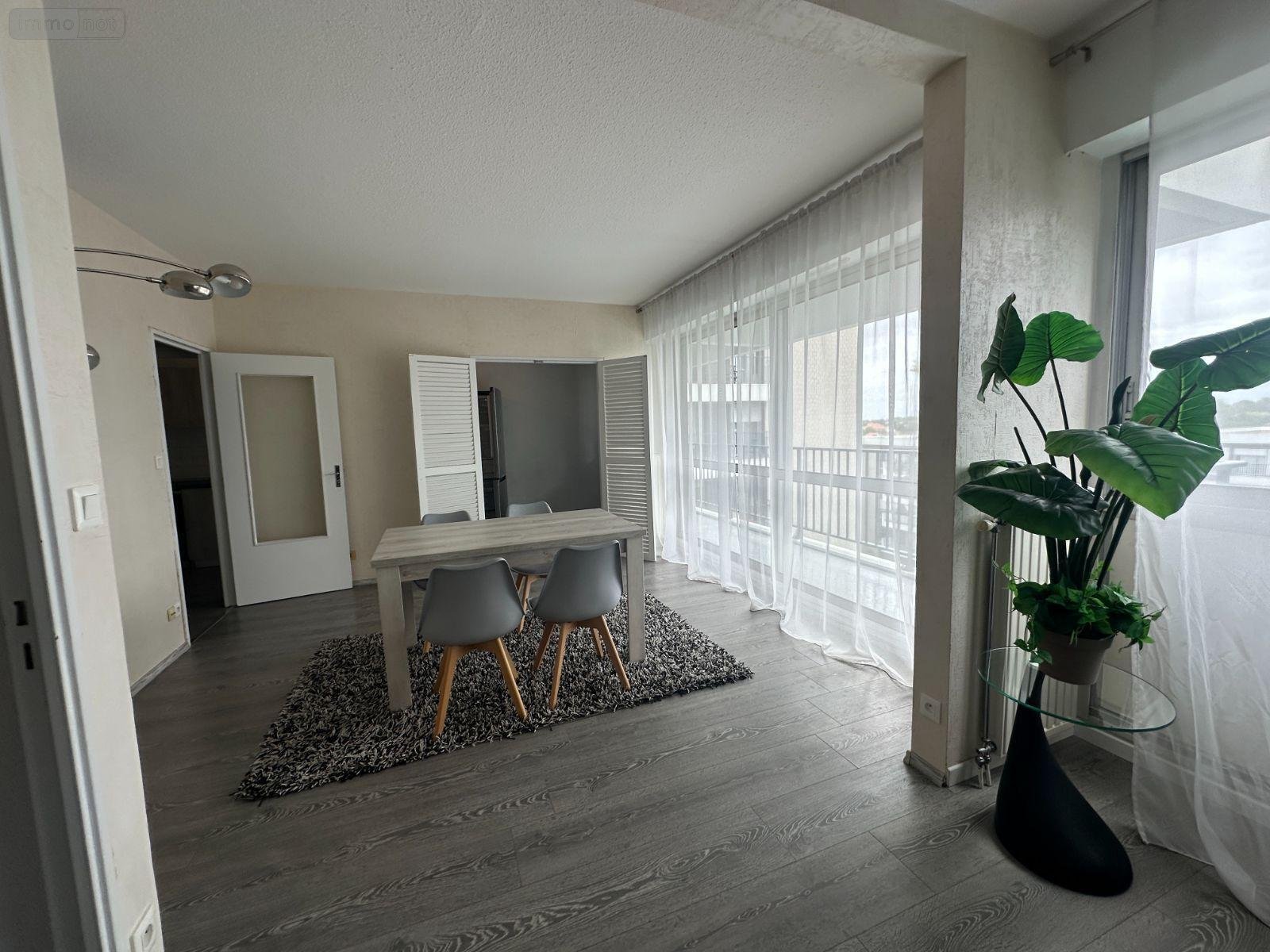 Location appartement Mérignac 33700 Gironde 60 m2 3 pièces 860 euros