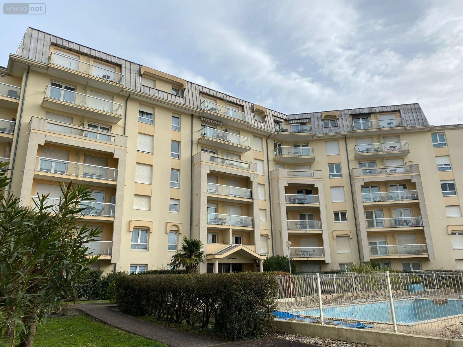 Appartement a vendre Mérignac 33700 Gironde 23 m2 11 pièces 139100 euros